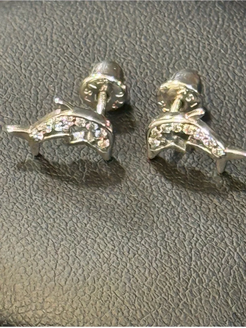 N/A dolphin earrings